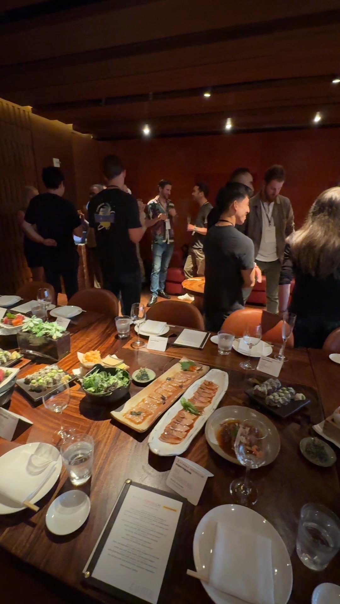 We held our June private founders omakase event at @zumanewyork with 18 founders who raised more than $10M to $100M, co-hosted with Perkins Coie and Athena.
#Founders #NYC #Community